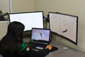 Ingeniería y fabricación de piezas de grafito industrial de alta precisión en CIMSAMEX