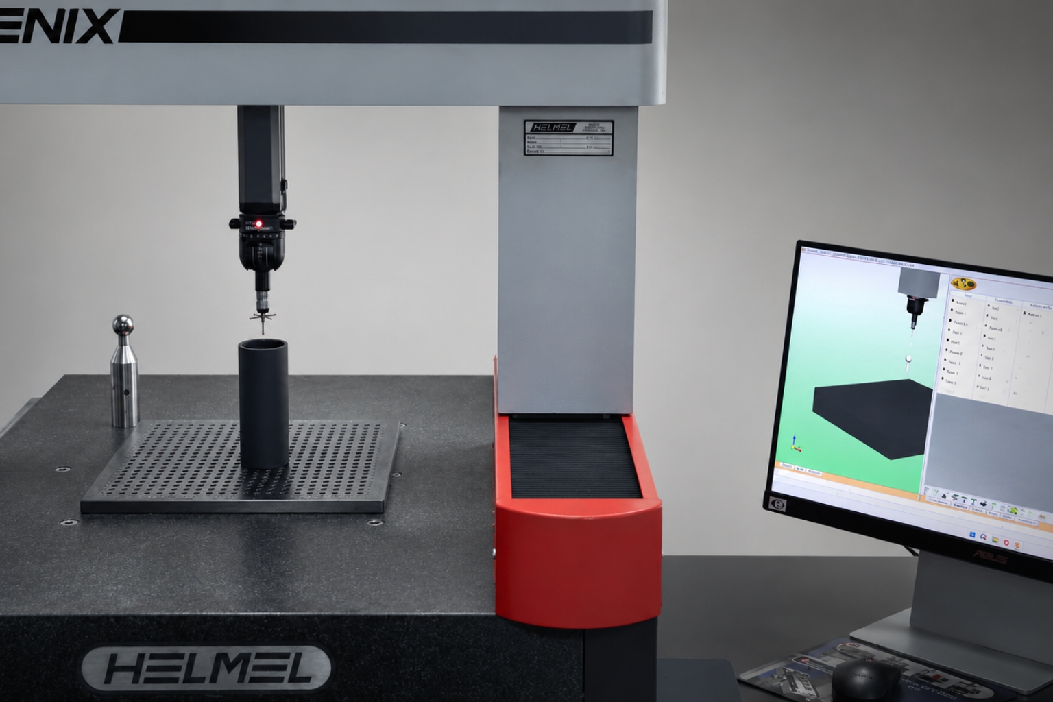 Máquina de medición por coordenadas (CMM) utilizada para verificar las tolerancias dimensionales de una pieza de grafito industrial.